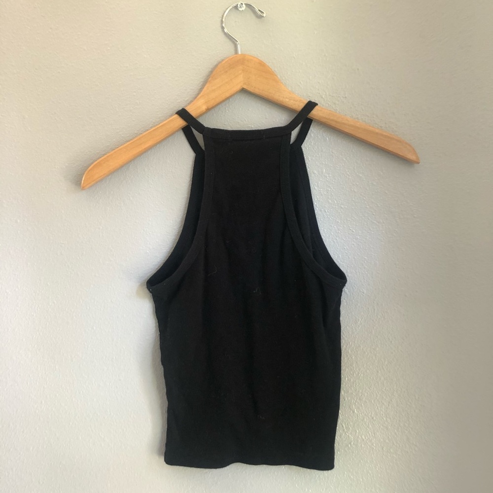 Basic black tank - Picture 2 of 2